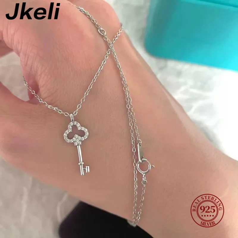Jkeli S 반짝 이는 지르콘 여성을위한 귀여운 키 펜던트 목걸이 패션 간단한 데일리웨어 초커 쥬얼리 액세서리