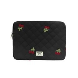 Versatile Plush - Lined Laptop Sleeve with Embroidery - MacBook Pro 16 (Black)