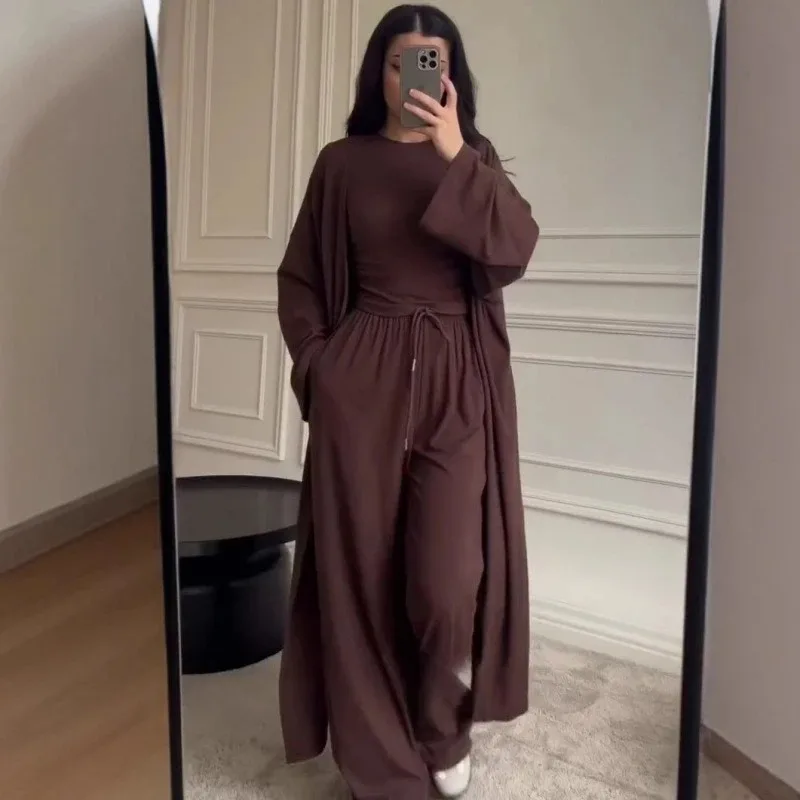 รูปสินค้า ชุดแฟชั่น 3 ชิ้น เสื้อคลุม กางเกง และเสื้อ ใส่สบาย สวยเก่งทุกสไตล์