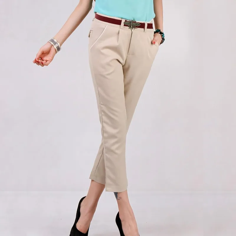 Women's Genuine Leather Belt with Butterfly Buckle - Adjustable Vintage Style Waist Accessory for Retro & Chic Outfits