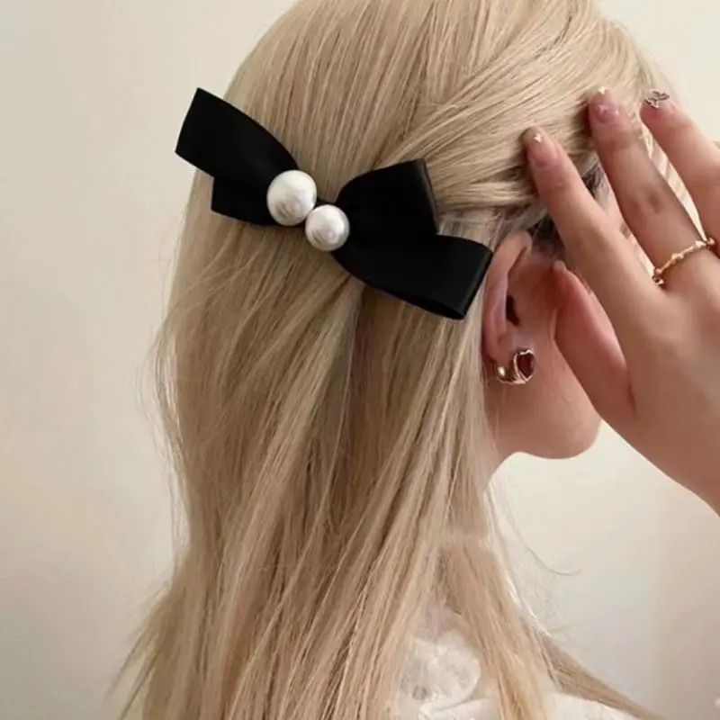 フランスアンティークシルクリボンのヘアバレッタ フランスアンティーク シルクリボンのヘアバレッタ （ヨーロッパ