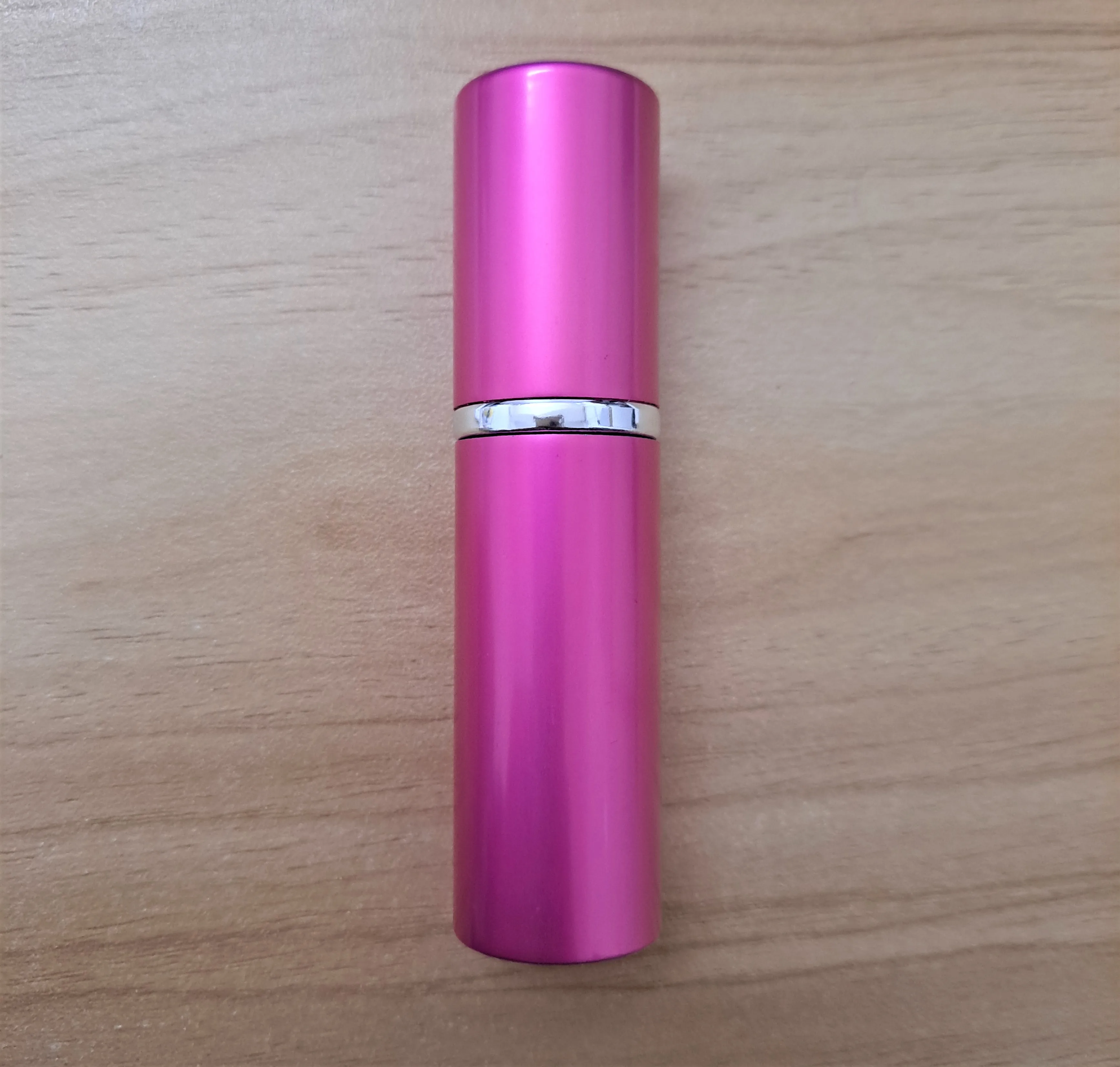 Compact Refillable Perfume Spray Bottle with Aluminum Case, 5ml - 10ml Capacity