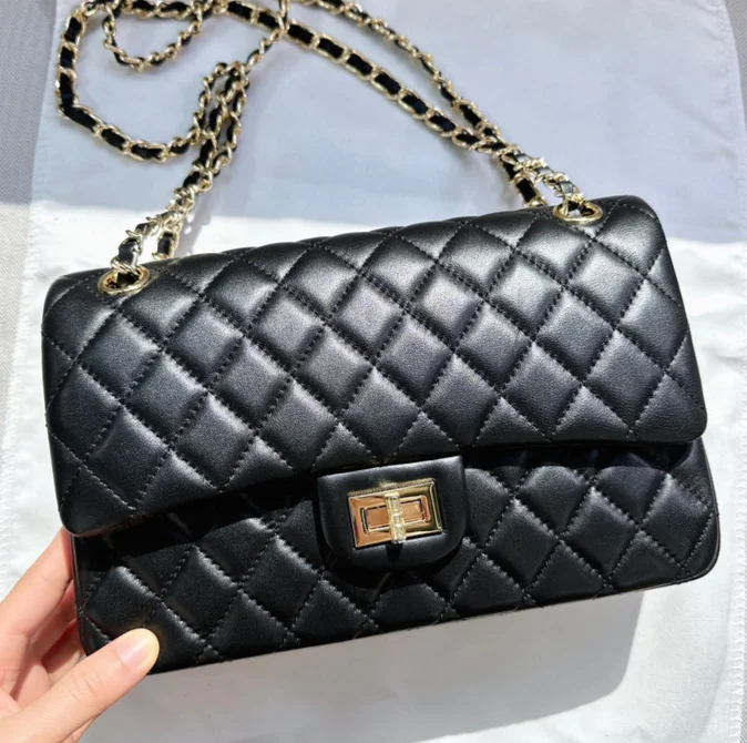 Damen Stepptasche Aus Lammleder Mit Kette Umhängetasche_voghion.com