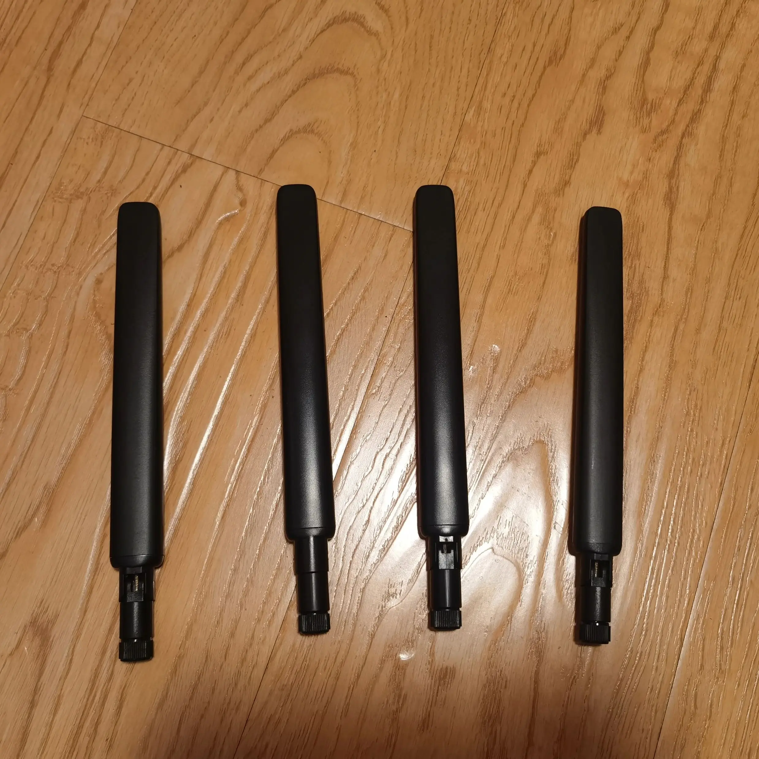 외부 셀룰러 안테나, 4 quectel, YE0007AA, 5G, LTE 고무 오리 SMA 수 N78 N77 N79 N41