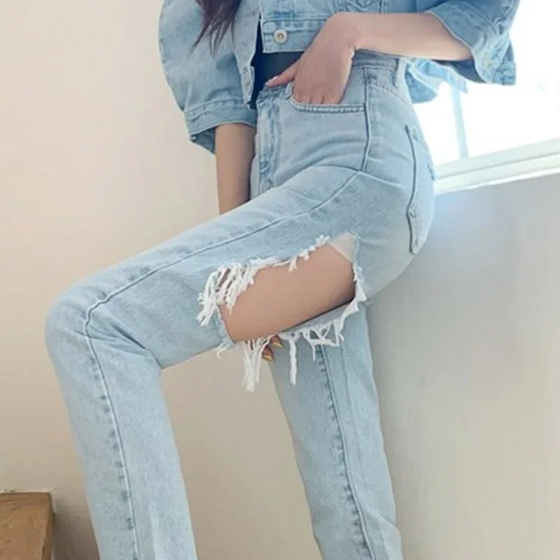 

Streetwear Ripped Jeans Women High Waist Vintage Blue Hole Harm Jeans Ladies Korean Chic Summer Mom Bottoms Spring