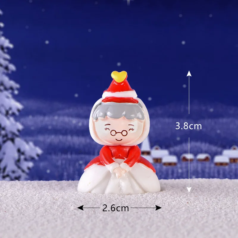 Christmas Skiing Animal Miniature Figurine - Festive Decoration & Resin Craft Ornament