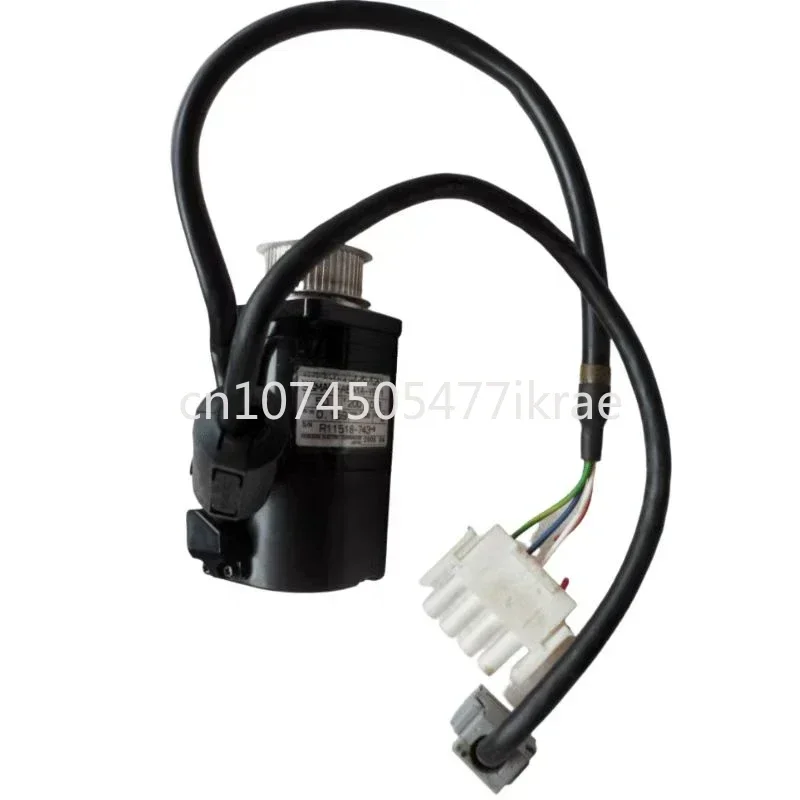 

SGMAH-A5A1A-YB11 50W серводвигатель