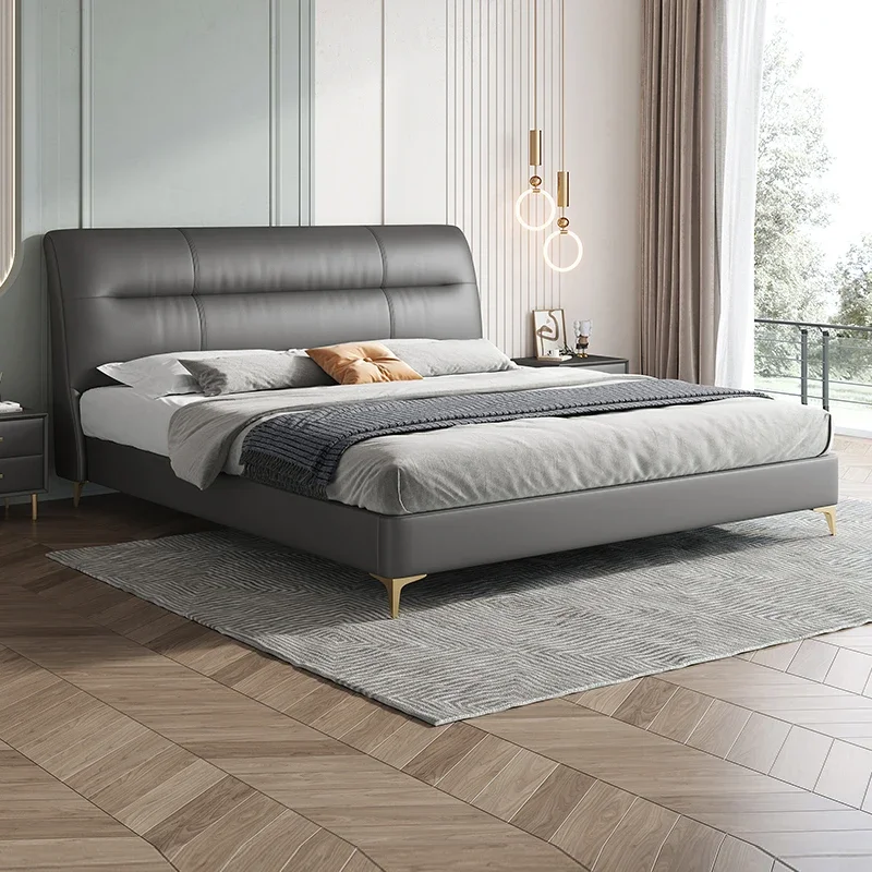

bed Italian minimalist leather , minimalist modern master room, high-end and grand double leather , light luxury, soft bag,