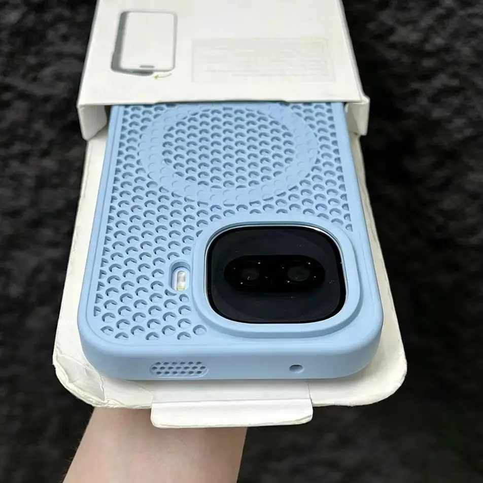 Magnetic Cooling Mesh Breathable Shockproof Case with Heat Dissipation