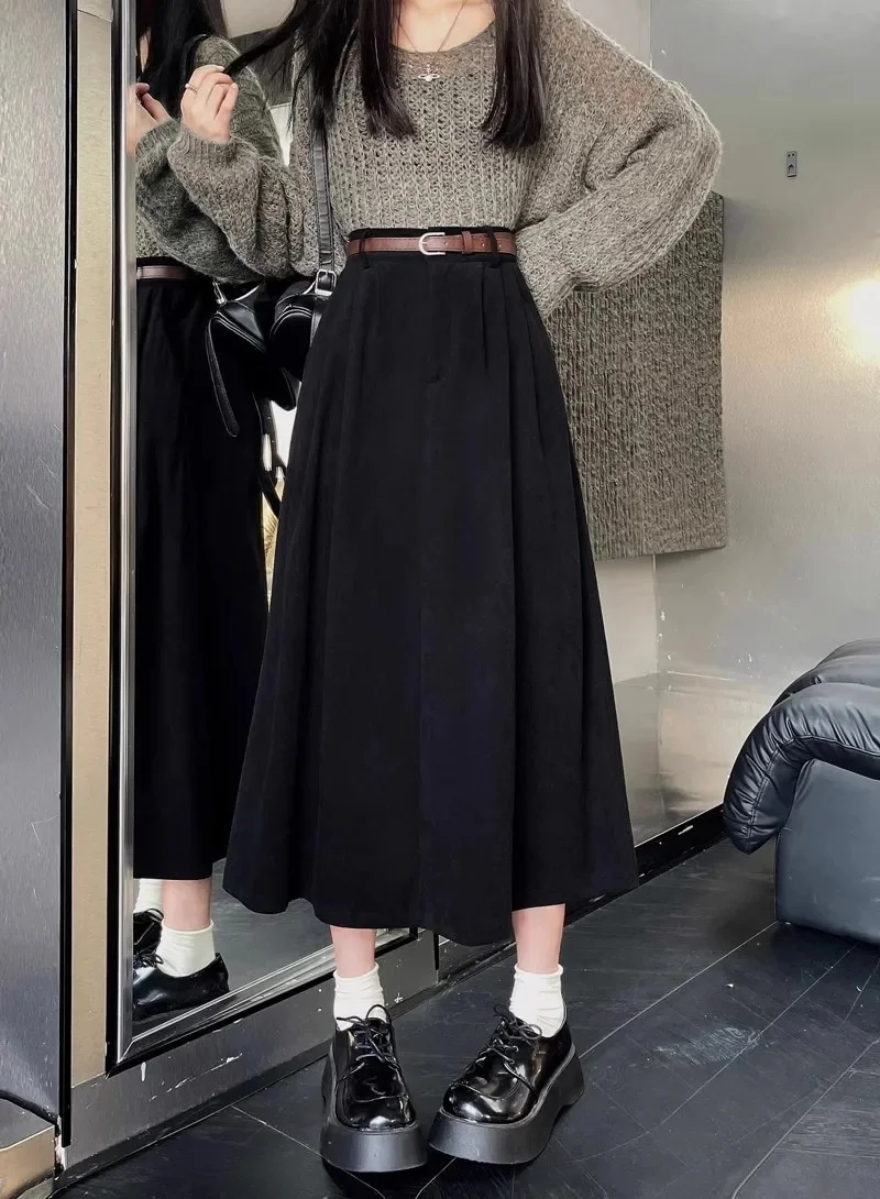 Black [no belt] 1830