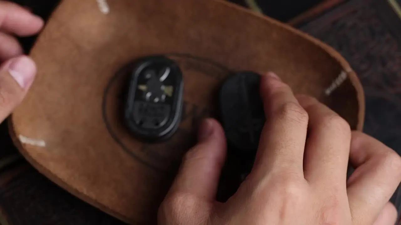 モットグルーブ-メタルスライダーフィジェットアンチストレス玩具