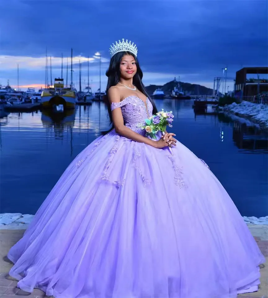 strapless open back dress Princess Long V Neck A-line Light Lavender Wedding Dress with Lace –  FancyVestido main image 0