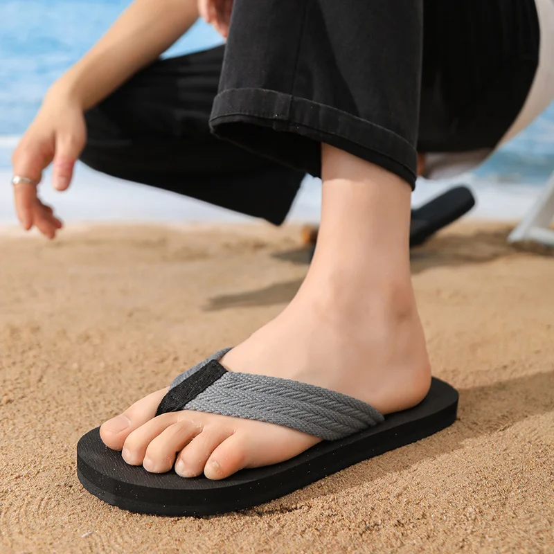 Men's Flip Flops Outdoor Shower Bath Shoes Man Summer Casual Thong Sandals Lightweight Beach Pool Slippers_voghion.com