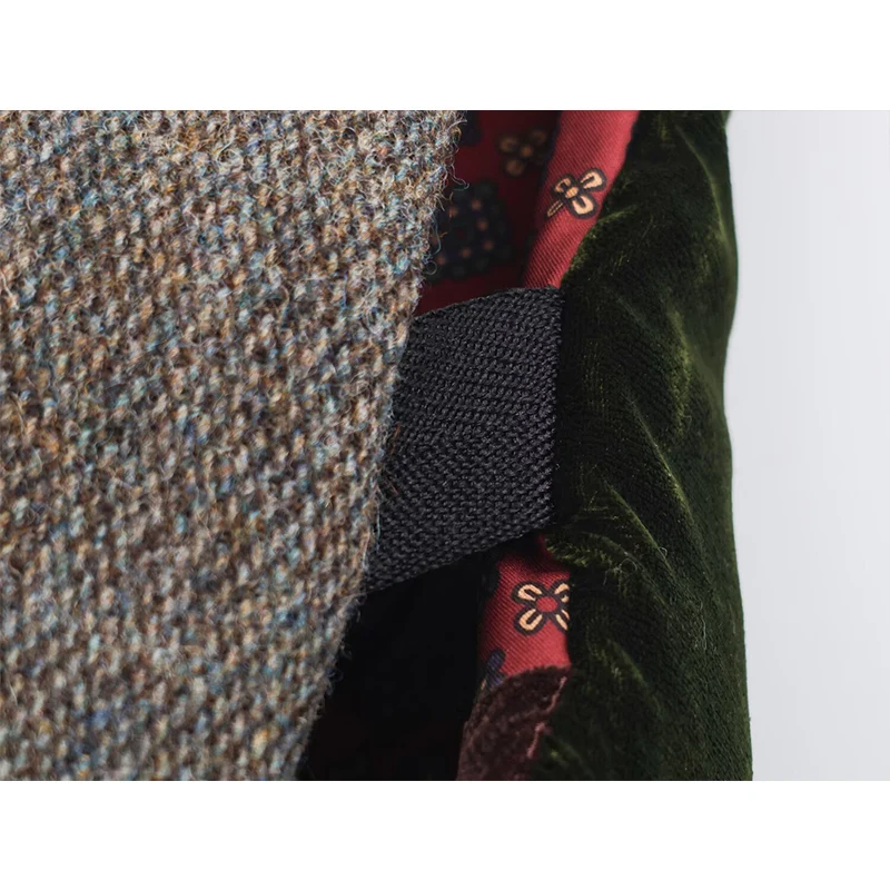 2025 Autumn Winter Cotton Vests For Women New Fashion Velvet Splicing Sleeveless Jackets Female Vests Coat Chic Waiscoat Tops