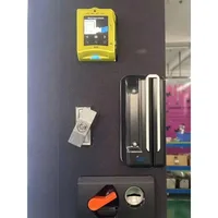 ตู้จำหน่ายขนมและเครื่องดื่มอัตโนมัติ & ตู้จำหน่ายสินค้าอัตโนมัติแบบจอสัมผัส ตู้จำหน่ายสินค้าภายนอกอาคารแบบกำหนดเองได้ 3