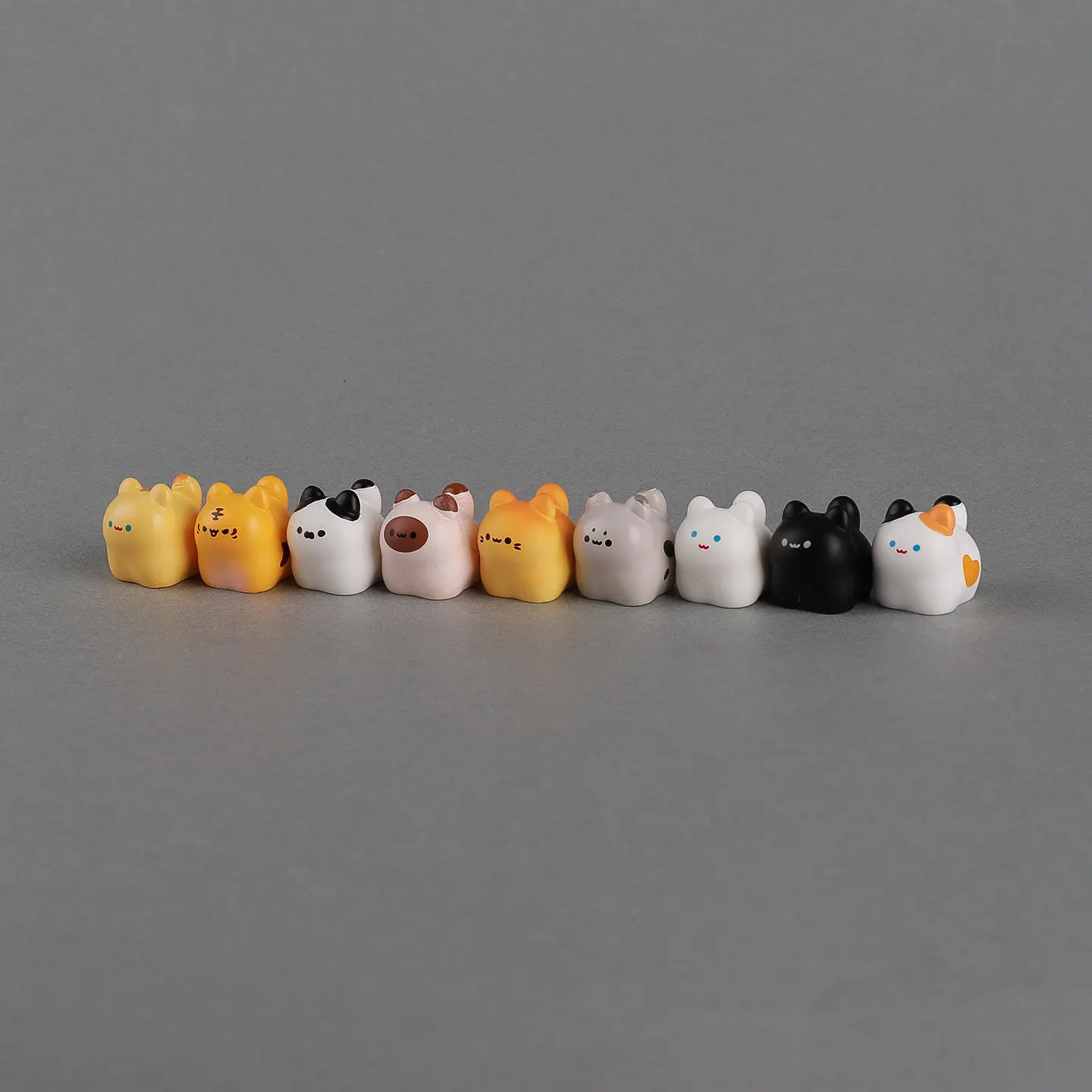 Cute Cartoon Cat Resin Figurines - Miniature Handicraft Kitten Statues for DIY & Micro Landscapes