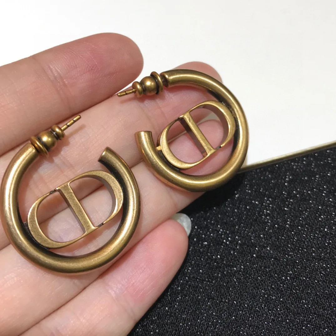 

Maxcore Vintage 18K Real Gold Plated Simplified Earring for Women Classic Letter Hoop Earring Drops Personaized Nich Ear Jewelry