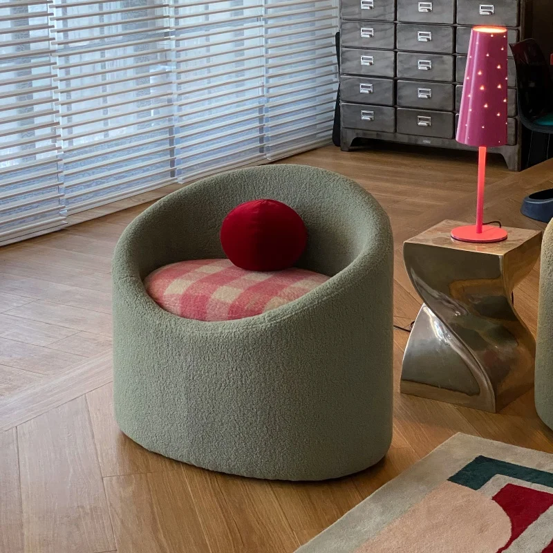Crush cups in the antique style cute lamb's wool soft package contrasting lazy storage small household sofa 8
