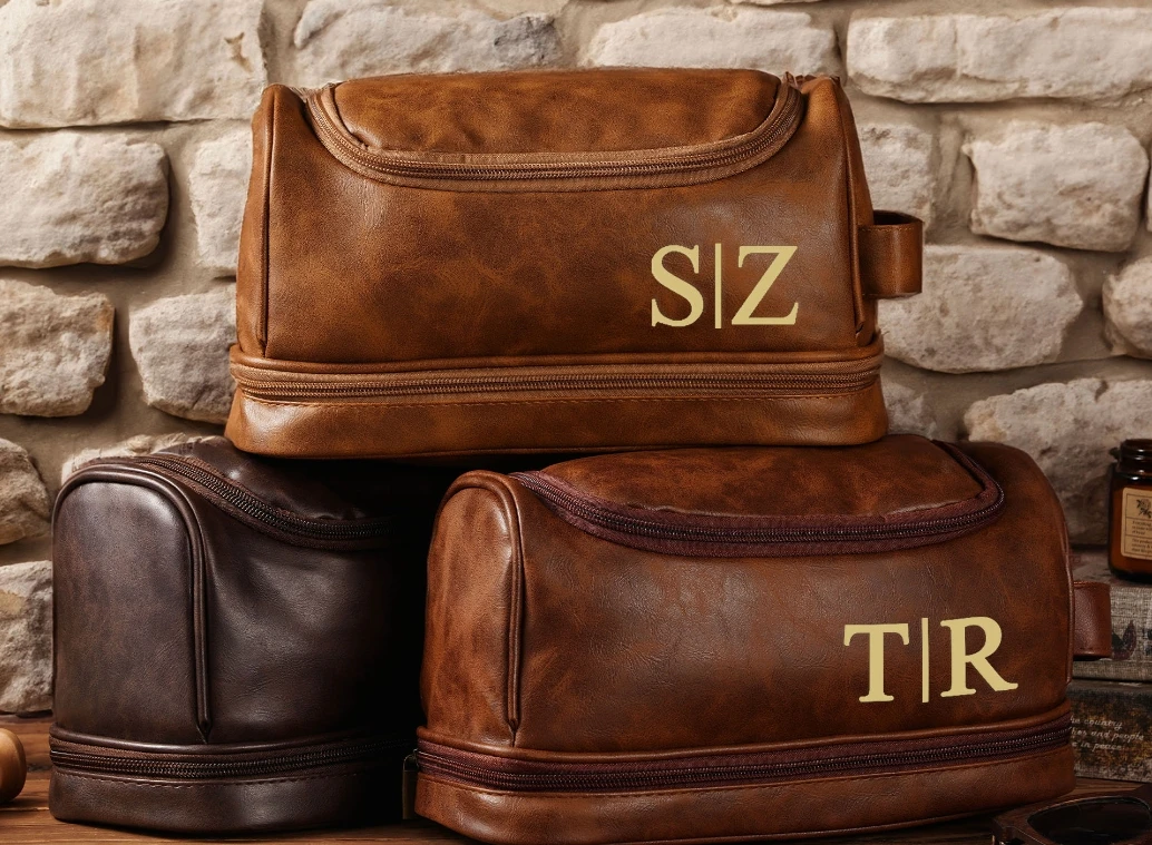

Personalized Leather Toiletry Bag, Leather Dopp Bag, Groomsmen Gift,Valentine‘s Day Gift For Him, Men's Leather Toiletry Bag