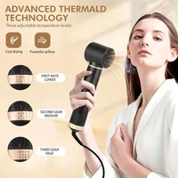 Ensemble de sèche-cheveux 5-en-1, puissance de 1000W, équipé d'un diffuseur, d'un fer à boucler automatique, d'un lisseur et d'outils de coiffage, adapté à une utilisation dans la salle de bain. Le produit comprend, entre autres accessoires, une brosse chauffante amovible, un fer à boucler à air, un accessoire de bouclage à air et des outils de coiffage. C'est un outil de coiffure multifonctionnel et un excellent choix de cadeau pour la Saint-Valentin. 2
