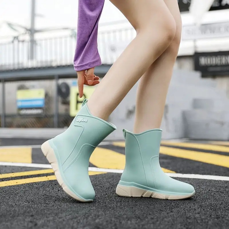 

Rainshoes for Women Adults Fashionable Outerwear Medium Tube Rain Anti Slip Plush Warm Water Boots Women's Waterproof Shoes