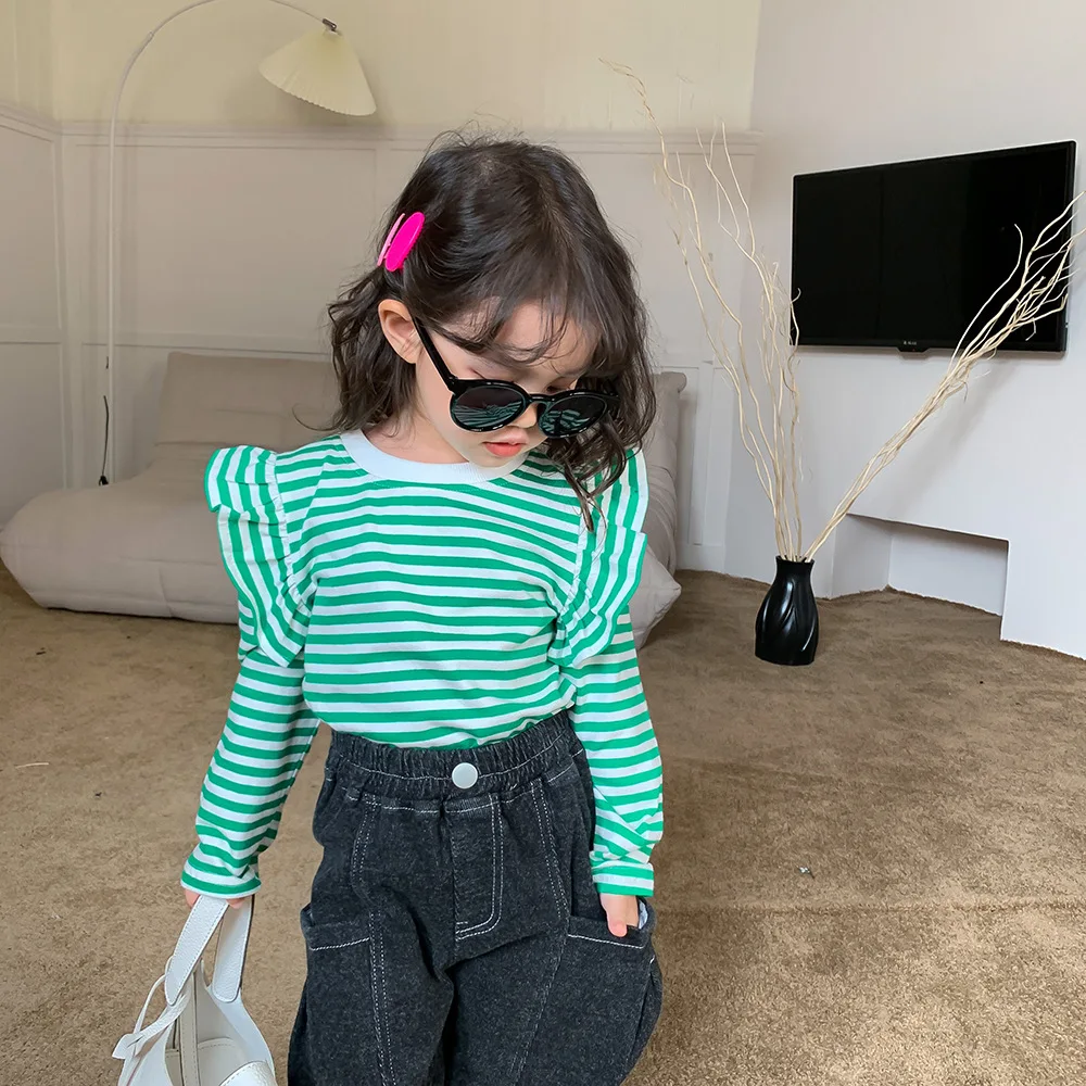 Children's Clothing Girls' T-shirt Autumn Clothes 2023 New Korean Style Lotus Sleeve Top Stripe Flying Sleeve Bottom Shirt - Image 4