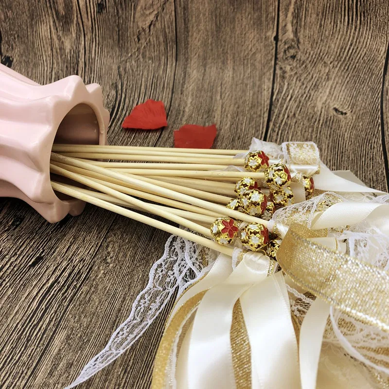 Whitney New 1674 Wedding Event Decoratn Lace Gold Wedding Wands Ribbon Pull Lawn Wedding Party Guest Hand Hold Cheers Wand