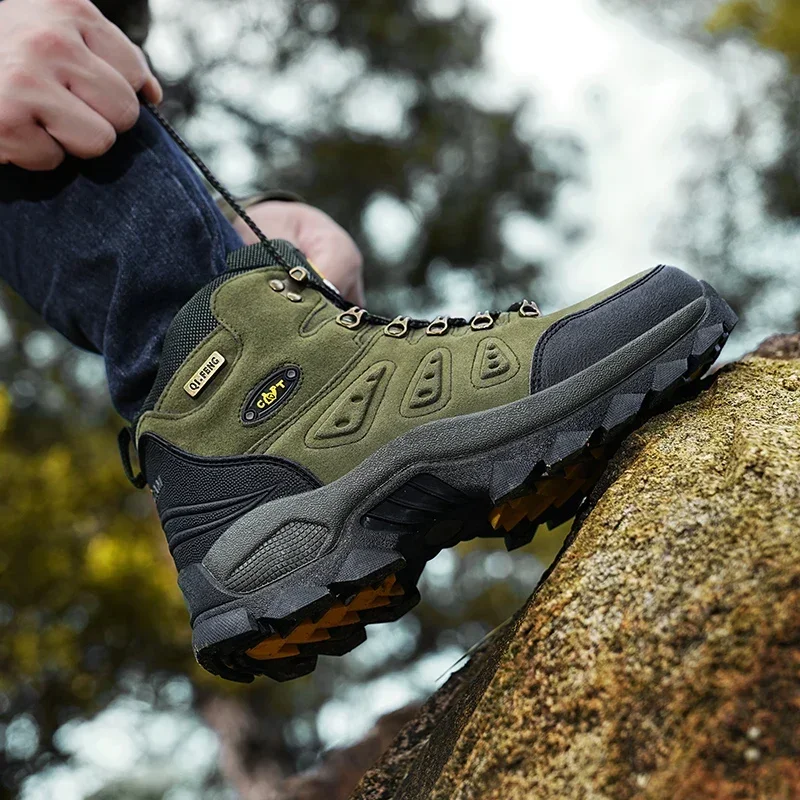 Unisex Men's Hiking Shoes Women Mountain Climbing Boots Wear-resistant Trekking Men Walking Sneakers Winter 2