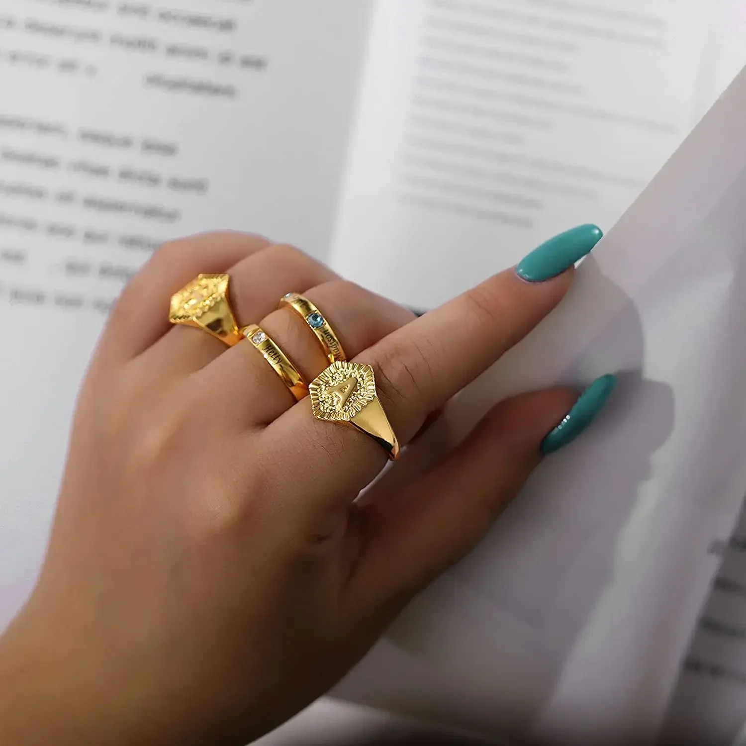 Yifnny Anello Alfabeto, Anello Iniziale 26 Alfabeto Intarsiato Cubic Zirconia Lettera Maiuscola A-Z Anello Aperto Regolabile Per Dito Medio Argento Lettera Iniziale Anelli Per Donne (X