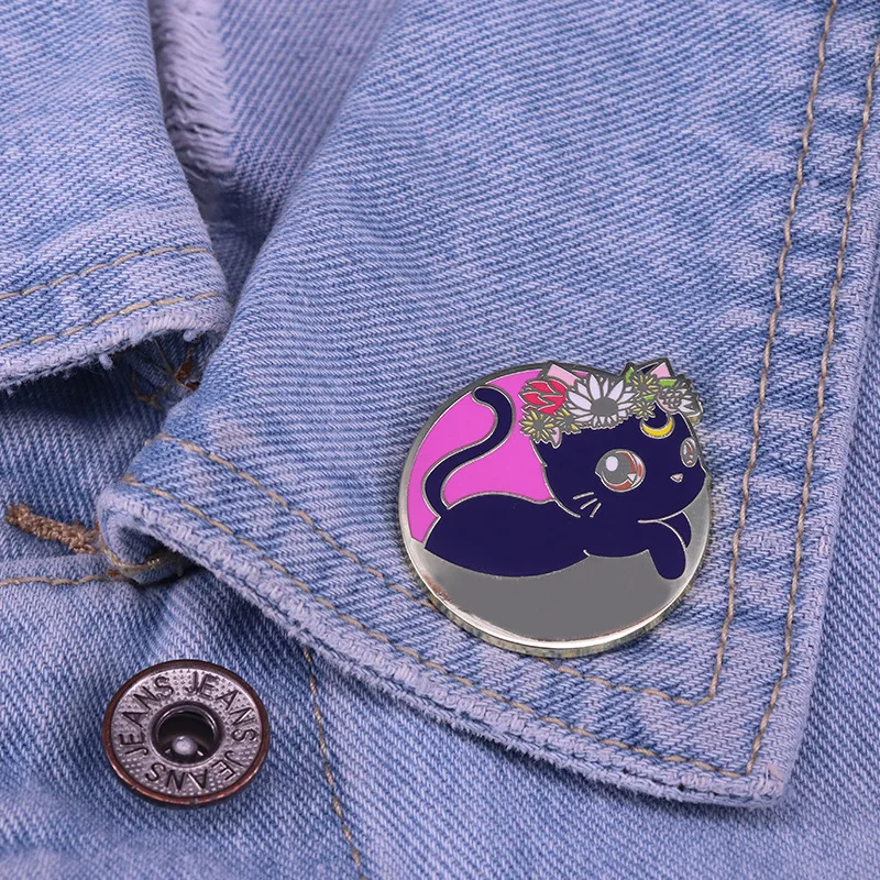 Cute Blue Cat Brooch Anime Same Exquisite Fashion Enamel Pin Bag Hat Coat Lapel Badge Cosplay Party Jewelry Accessories