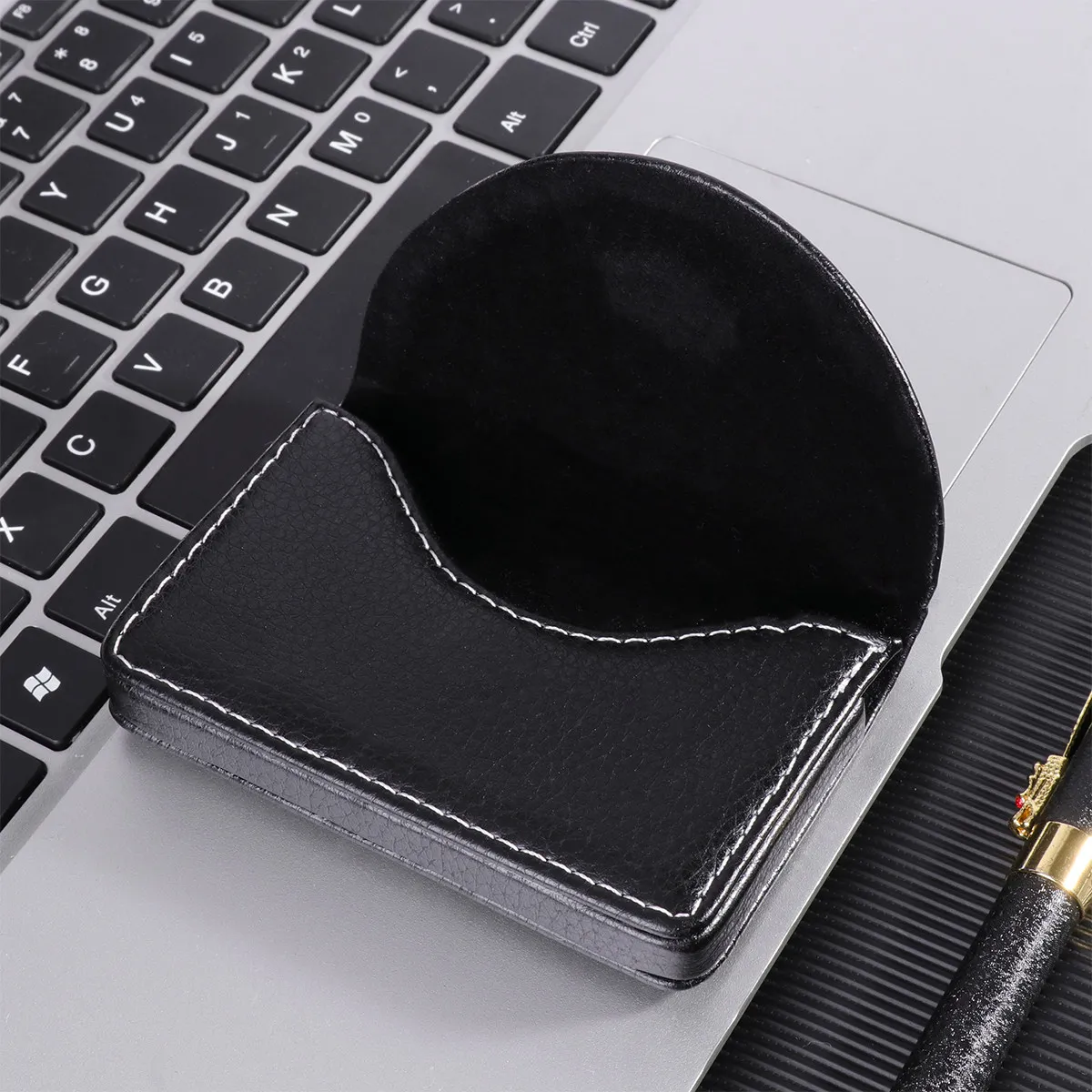 1Pcs 명함 홀더 블랙 PU 휴대용 비즈니스 케이스 신용 ID 이름 기프트 카드를 위한 간단하고 세련된 주최자