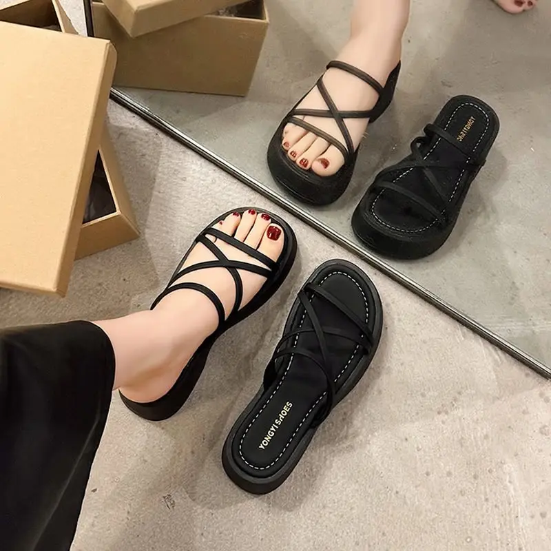 Рисунок 4 - Женские летние шлепанцы-гладиаторы