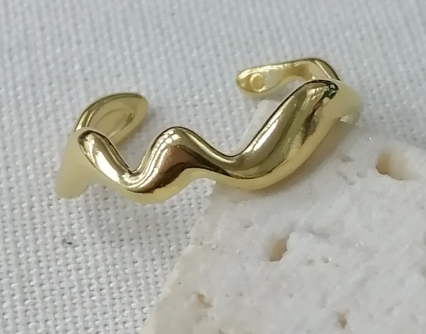 Anelli in acciaio inossidabile per donna placcato oro 18 carati con zirconi multi lucidi Anello da donna impermeabile non appannante Gioielli da donna di lusso  36