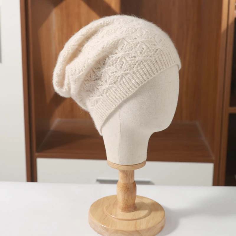 100% reine Wolle Winter Gestrickte Hüte Für Frauen Herbst Warme Weiche Pullover Bonnet Cap Korea Mode Hohl Haken Blume Mützen weibliche – Detail 4