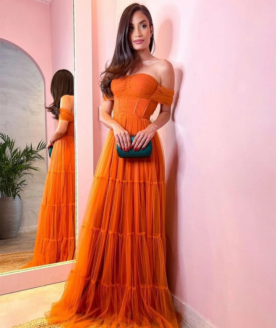 

Elegant Long Orange Tulle Prom Dresses A-Line Sweetheart Lace Up Floor Length Robes de soirée Evening Dress for Women