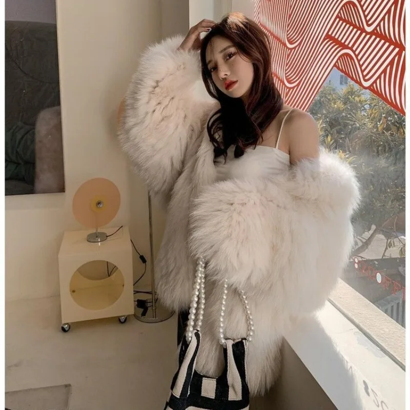2023 New Women Faux Fur Coat Double-Sided Woven Imitation Fox Fur Outwear Mid Length Version Hooded Thick Warm Fashion Outcoat