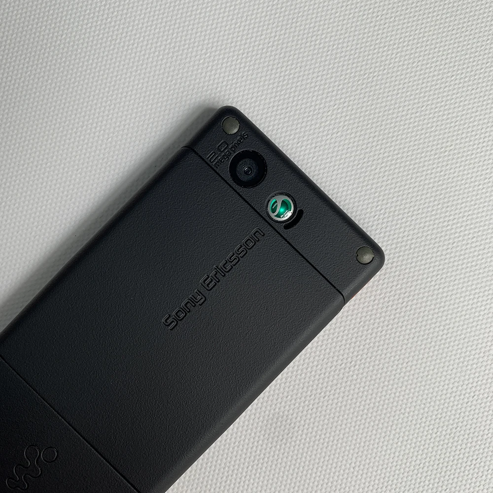 Sony Ericsson W880 W880i Unlocked Mobile Phone Black Colour Unlocked Sim  Free