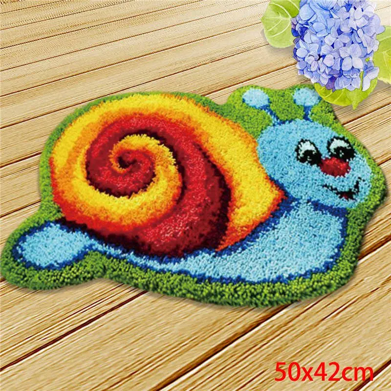 Cute Bear Carpet Embroidery Latch Hook Kit Cartoon Animal Undefined La –  Craft Haven Creations