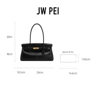 ​ ​ Sac à bandoulière JW PEI Yara East West pour femmes, sac à main en cuir vegan avec fermoir torsadé doré, pochette sous le bras à longue poignée 6