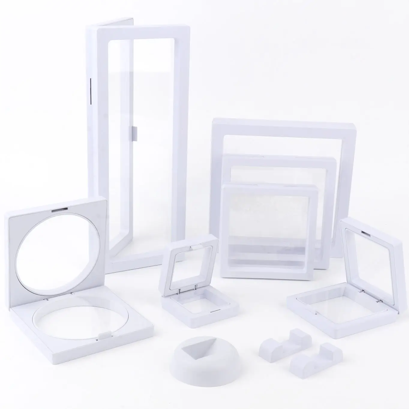 1Pcs White 3D Floating Display Case Stands Holder Plastic Suspension Storage for Pendant Necklace Bracelet Ring Jewelry Case