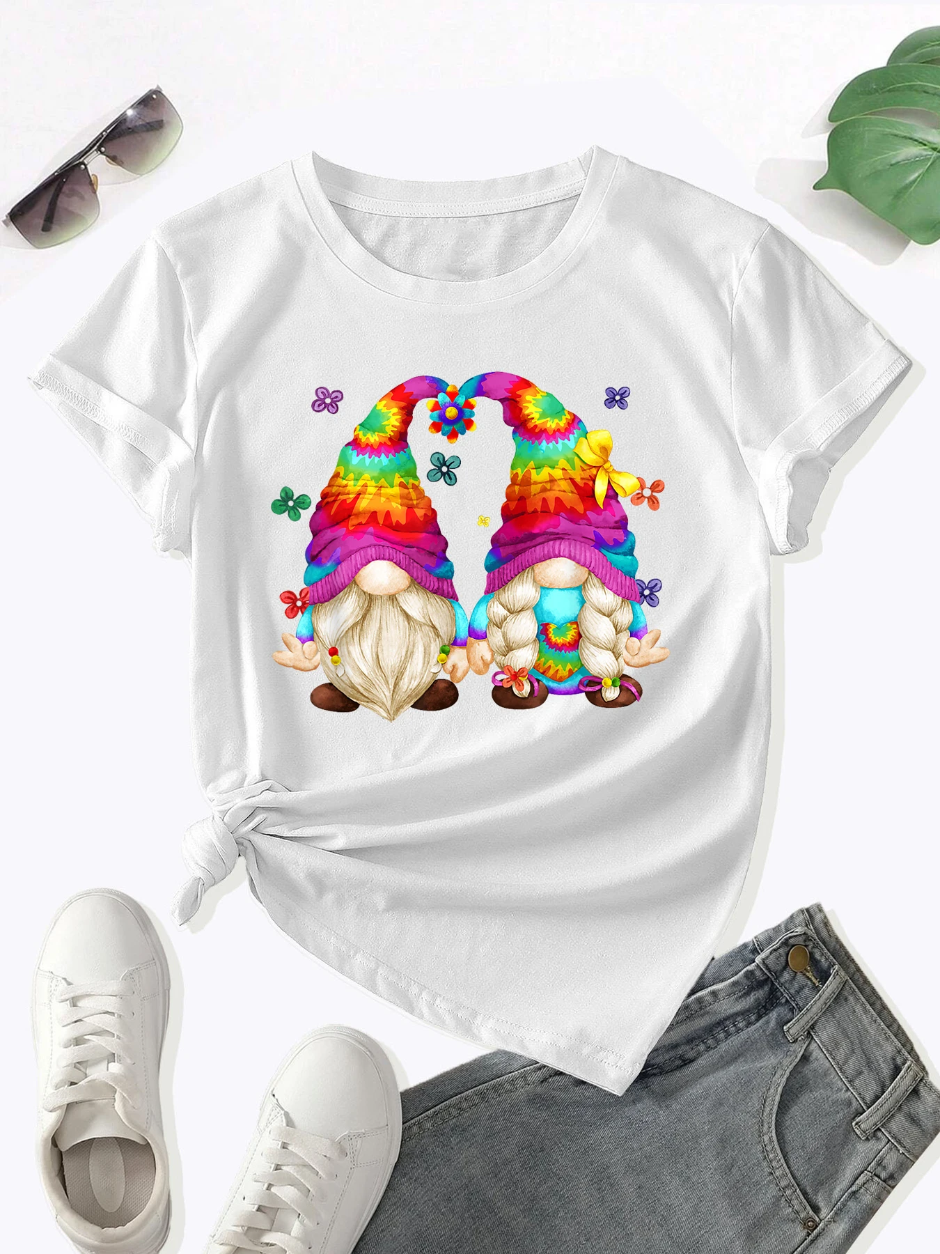 

100% cotton women's short sleeve T-shirt Cartoon color hat shorter than heart pattern, round neck, multiple colors, sizes XS to