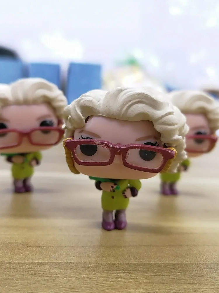 Genuine Harri Rita Skeeter Action Figure Model Toy Collection Mini Doll Onarments Table Car Decoration