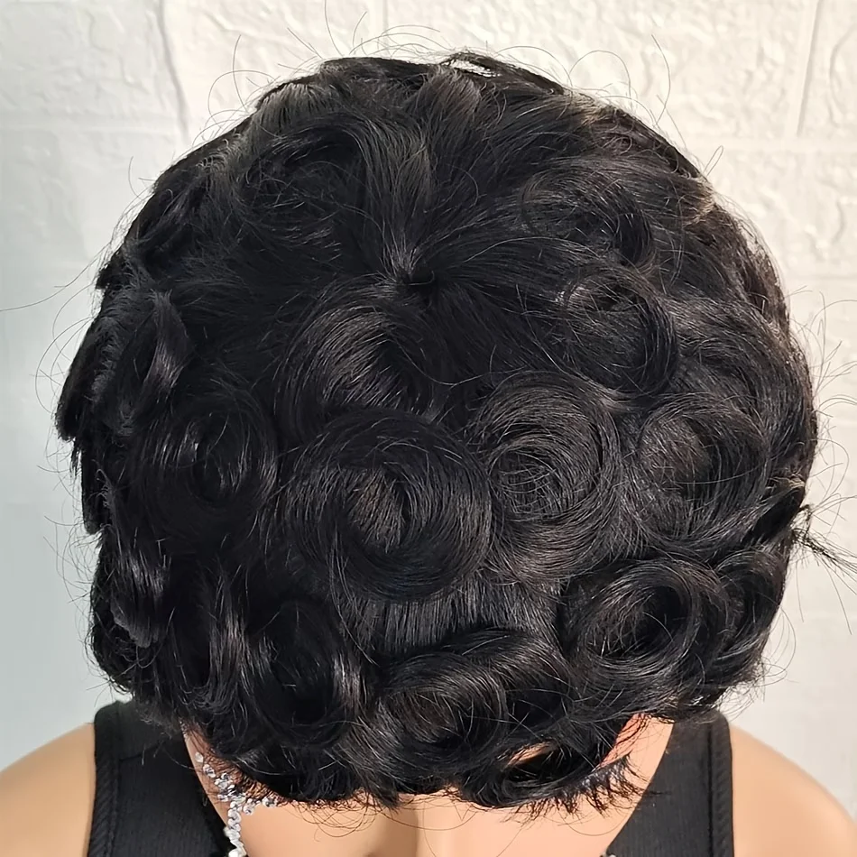 Parrucca da donna in capelli umani, taglio pixie, interamente realizzata a macchina - corta, a strati, riccia con frangia, pre-pizzicata, pronta da indossare per uso quotidiano, dall'aspetto naturale. - immagine 6