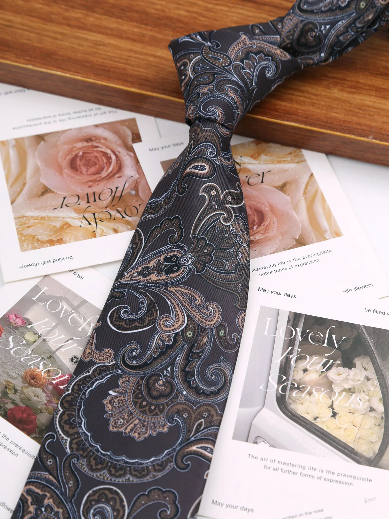 8 cm Wide Print Ties For Men Women Plaids Printing Neck Tie For Wedding Business Groom Neckties Fashion Men's Flower Neck Tie