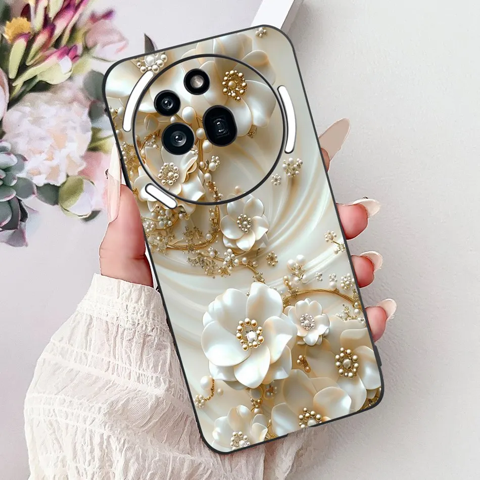 Elegant Butterfly Cat Printed Black Silicone Soft Phone Case