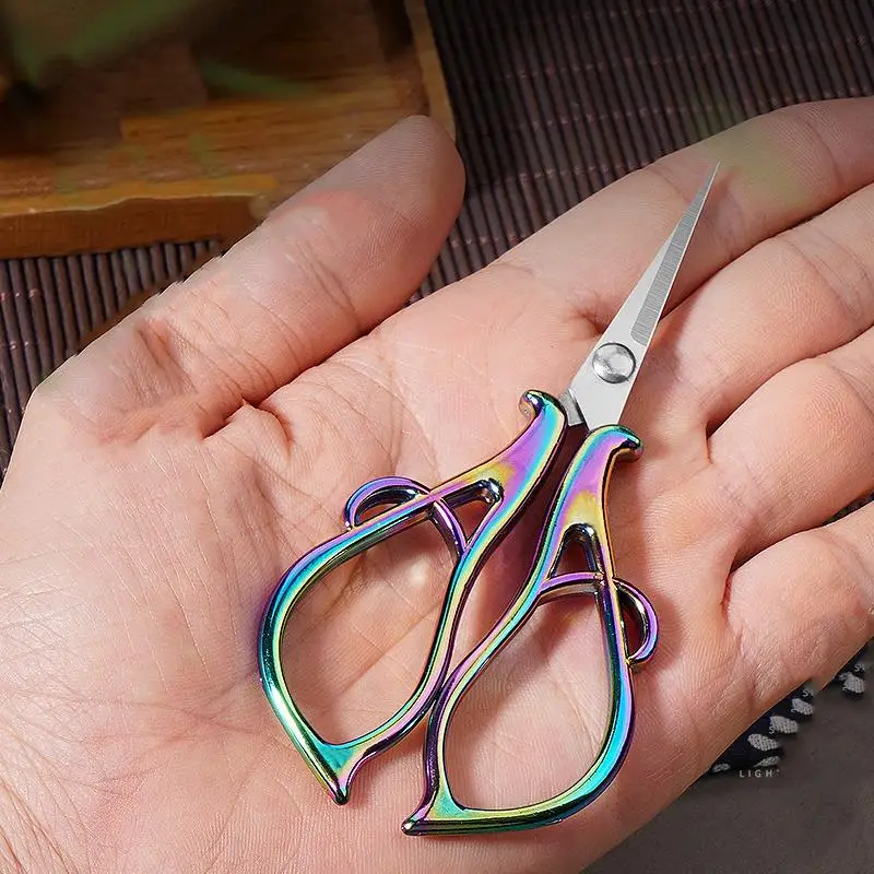 단풍 나무 재단사의 가위 전기 도금 복고풍 작은 가위 DIY 의류 재봉 용품 예술 및 공예 사무용 가위