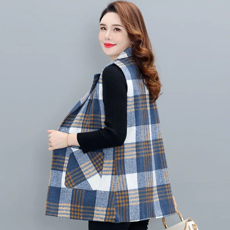 Women Spring and Autumn Fashion New Suit Collar Coat Plaid Button Pockets Splicing Leisure Versatile Mid-length Sleeveless Vest