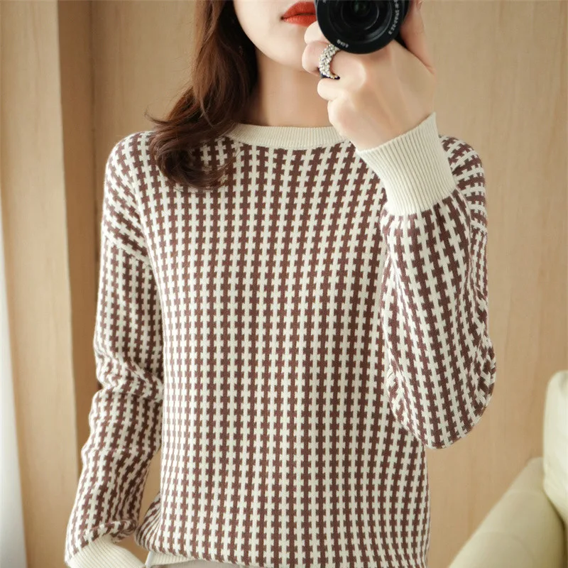 

Autumn And Winter Long-Sleeved Sweater 100% Cotton Padded Jacquard Sweater Women Retro Commuter Loose Round Neck