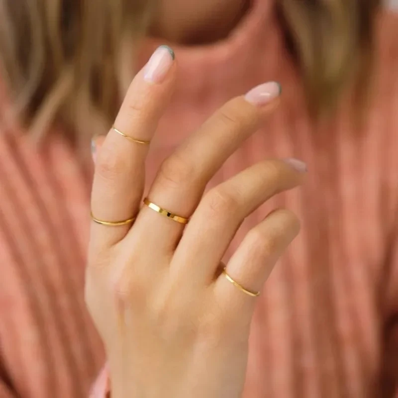 VQYSKO 여성을위한 혼합 컬러 쌓을 수있는 반지 Dainty Stackable Rings Boho Style Jewellery Everyday Rings