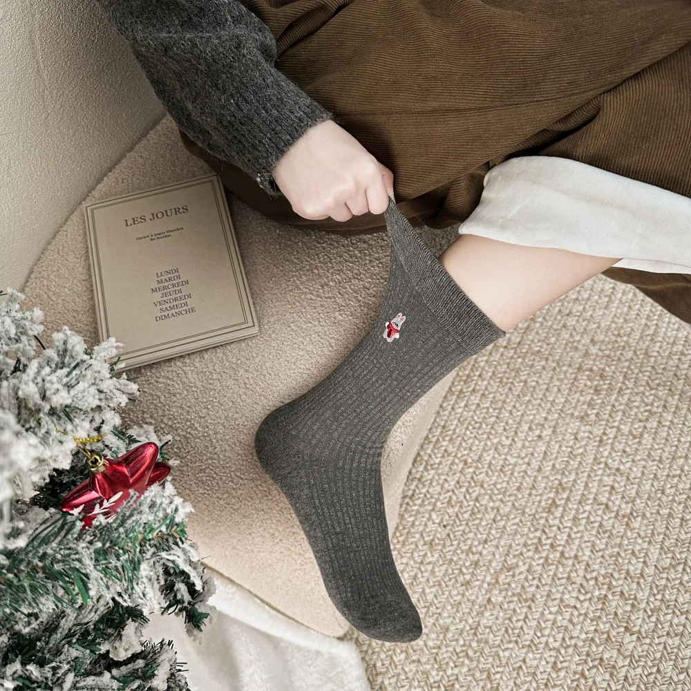 Niedliche Cartoon-Tier-Socken mit Polka Dots und Schneemann-Stickerei, Trendige Damen-Plüschsocken, Weihnachtsgeschenk – Detail 26